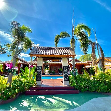 Khum Lanna & cafe Sisaket Exterior foto