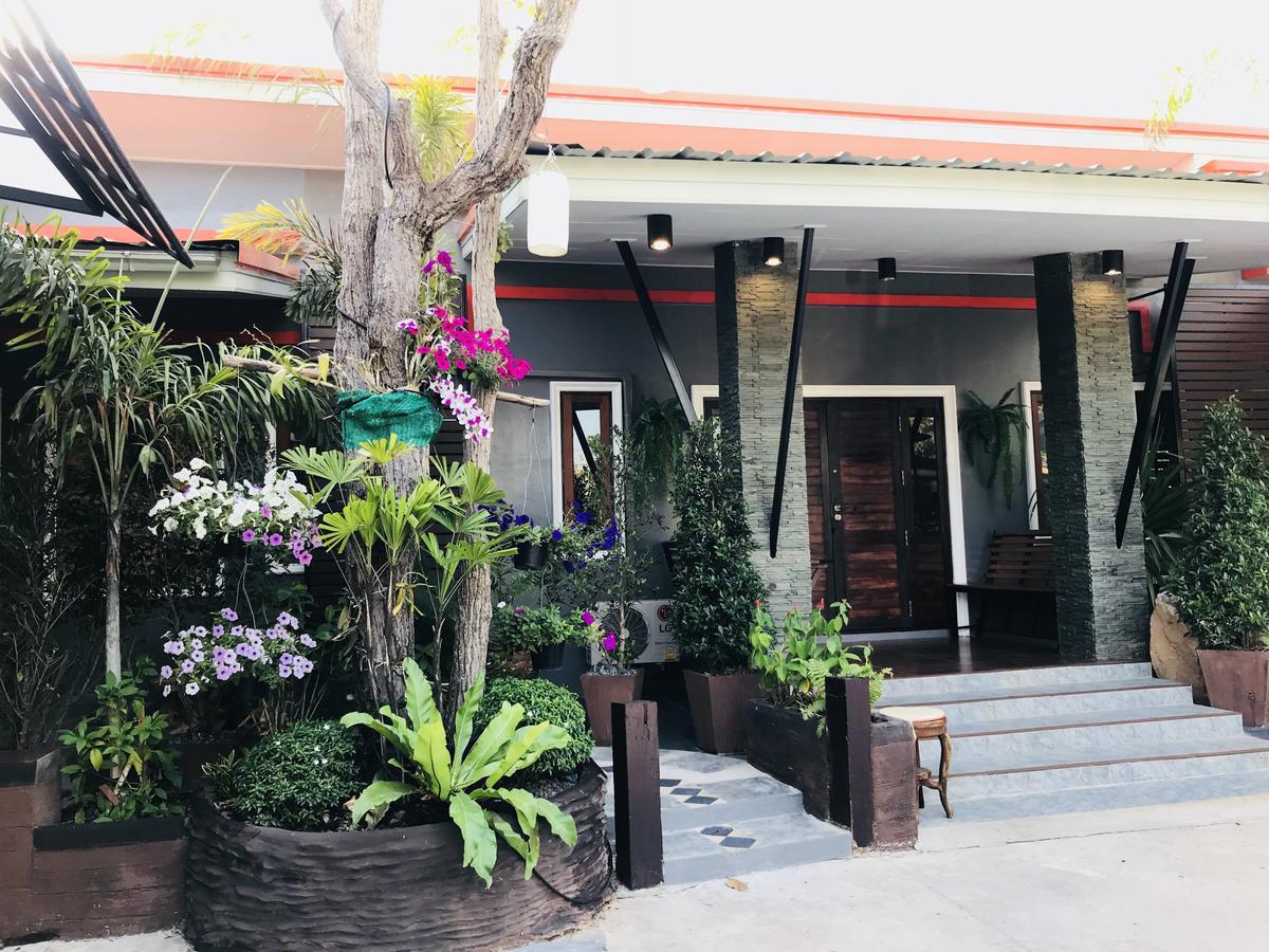 Khum Lanna & cafe Sisaket Exterior foto