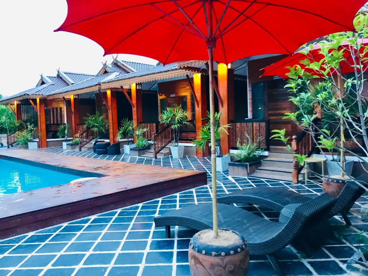 Khum Lanna & cafe Sisaket Exterior foto